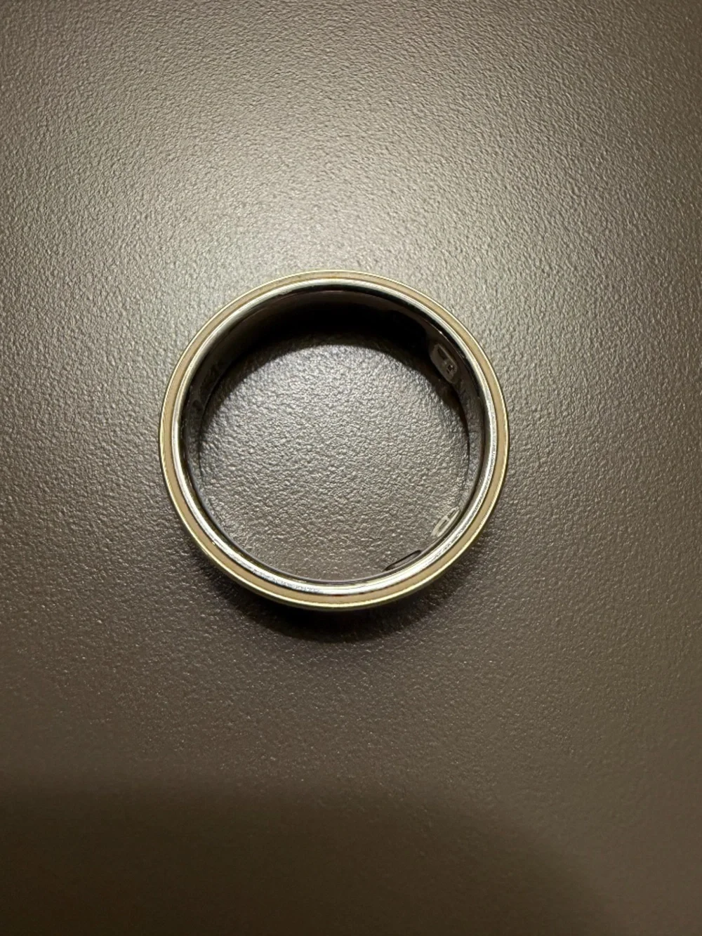 Like-new Oura Ring 5 in Gold, Size 13